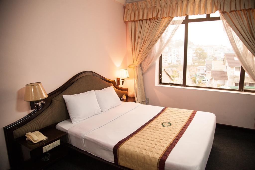 Golf 1 Hotel Далат Экстерьер фото